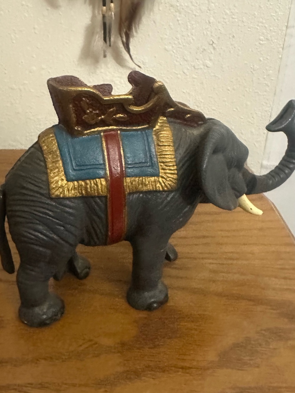 collective elephant - Picture 3 of 7
